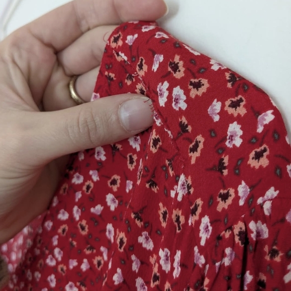 GAP Red Floral V-Neck Swing Dress - Picture 3 of 6